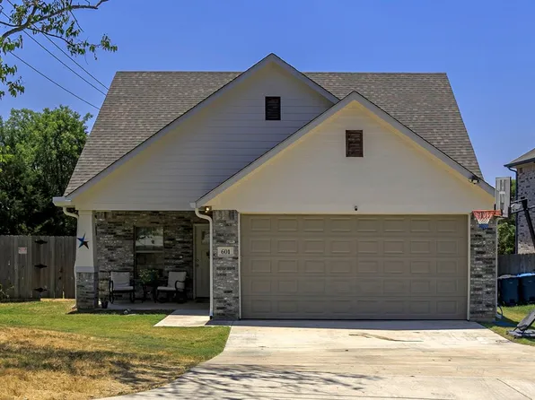 601 W Cotter Ave, Alvarado, TX 76009