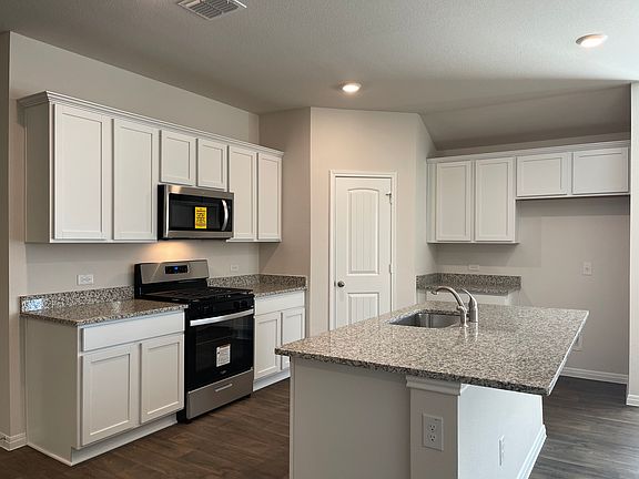 3rd image of 13808 Bothwell Pl