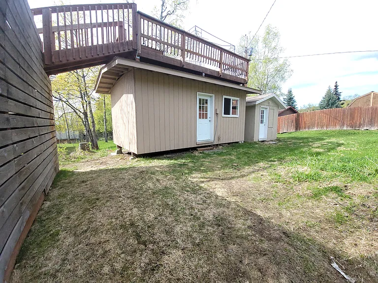 19033 Whirlaway Rd #B — Photo 9