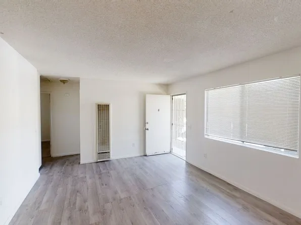 34261 Avenue J, 34261 Avenue J APT 8, Yucaipa, CA 92399