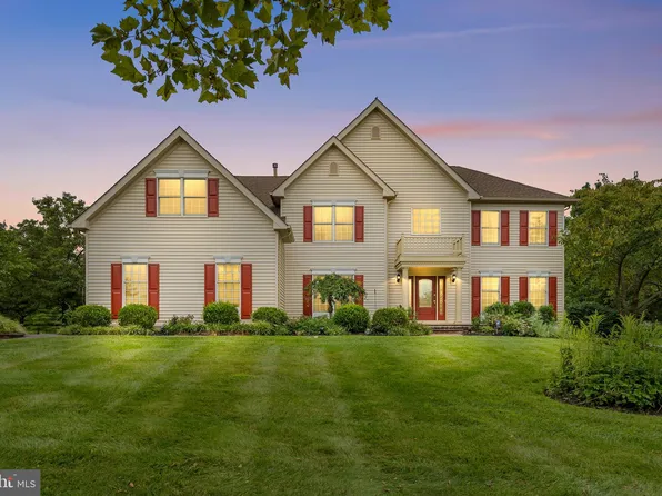 450 Bowen Dr, Exton, PA 19341