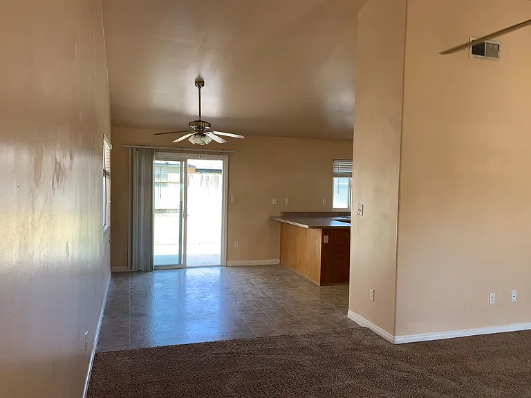 5404 El Palacio Dr — Photo 6
