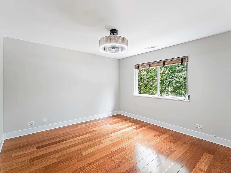 307 Abington Woods Dr — Photo 28