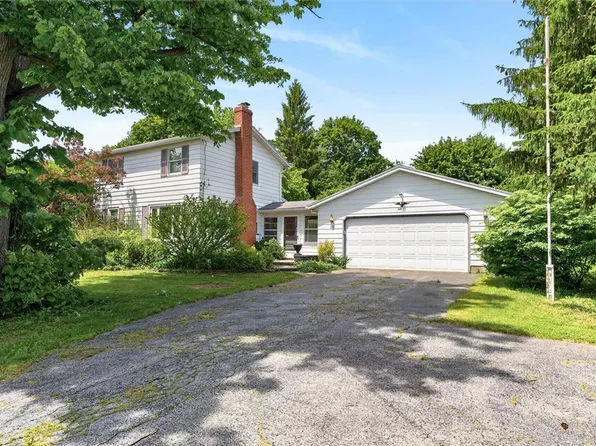 52 Mill Rd, Rochester, NY 14626