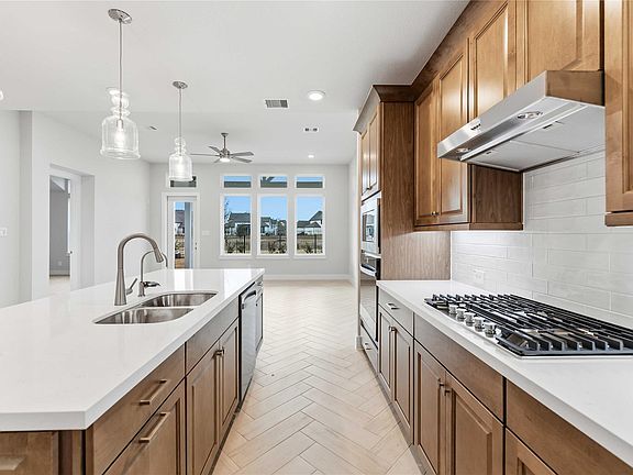 6th image of this home