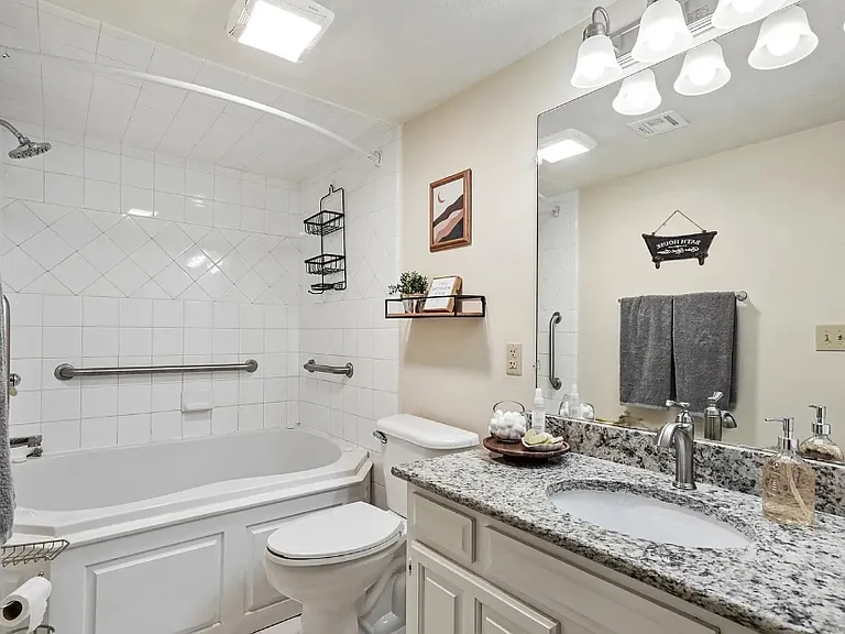 101 Ackerman St — Photo 1