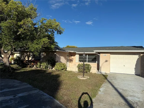 11210 Meadow Dr, Port Richey, FL 34668