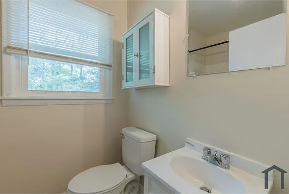 925 Fleetwood Dr — Photo 16
