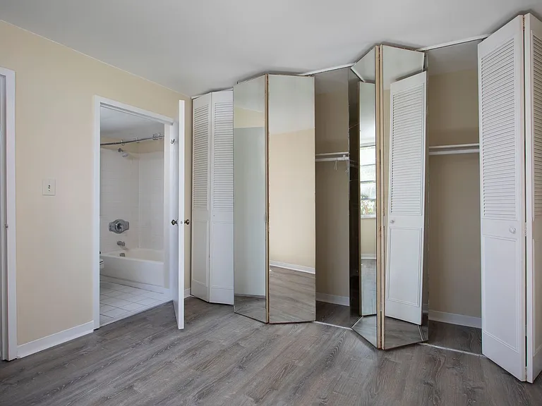3312 Northside Dr #307 — Photo 7