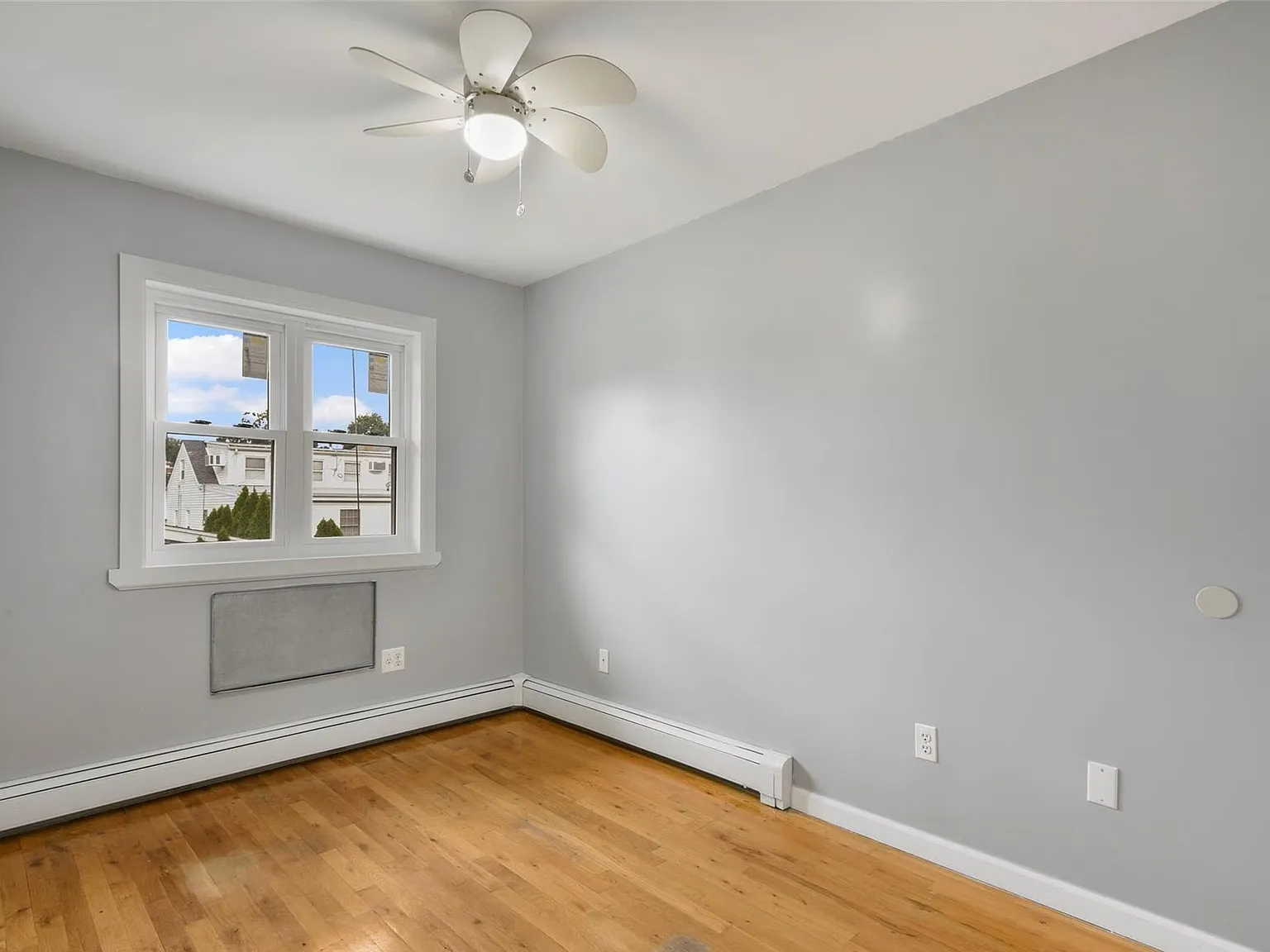 3 bed, 1740 sqft, $3,600 — Photo 3