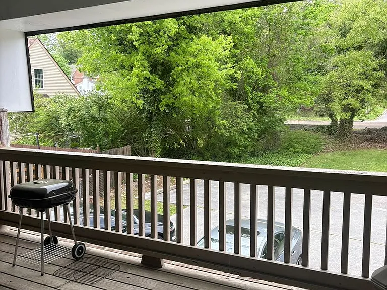 32 S Germantown Road — Photo 11