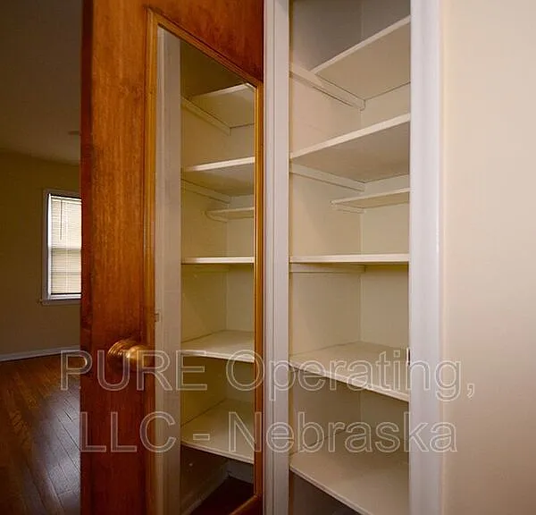 210 N 32nd Ave #4 — Photo 8