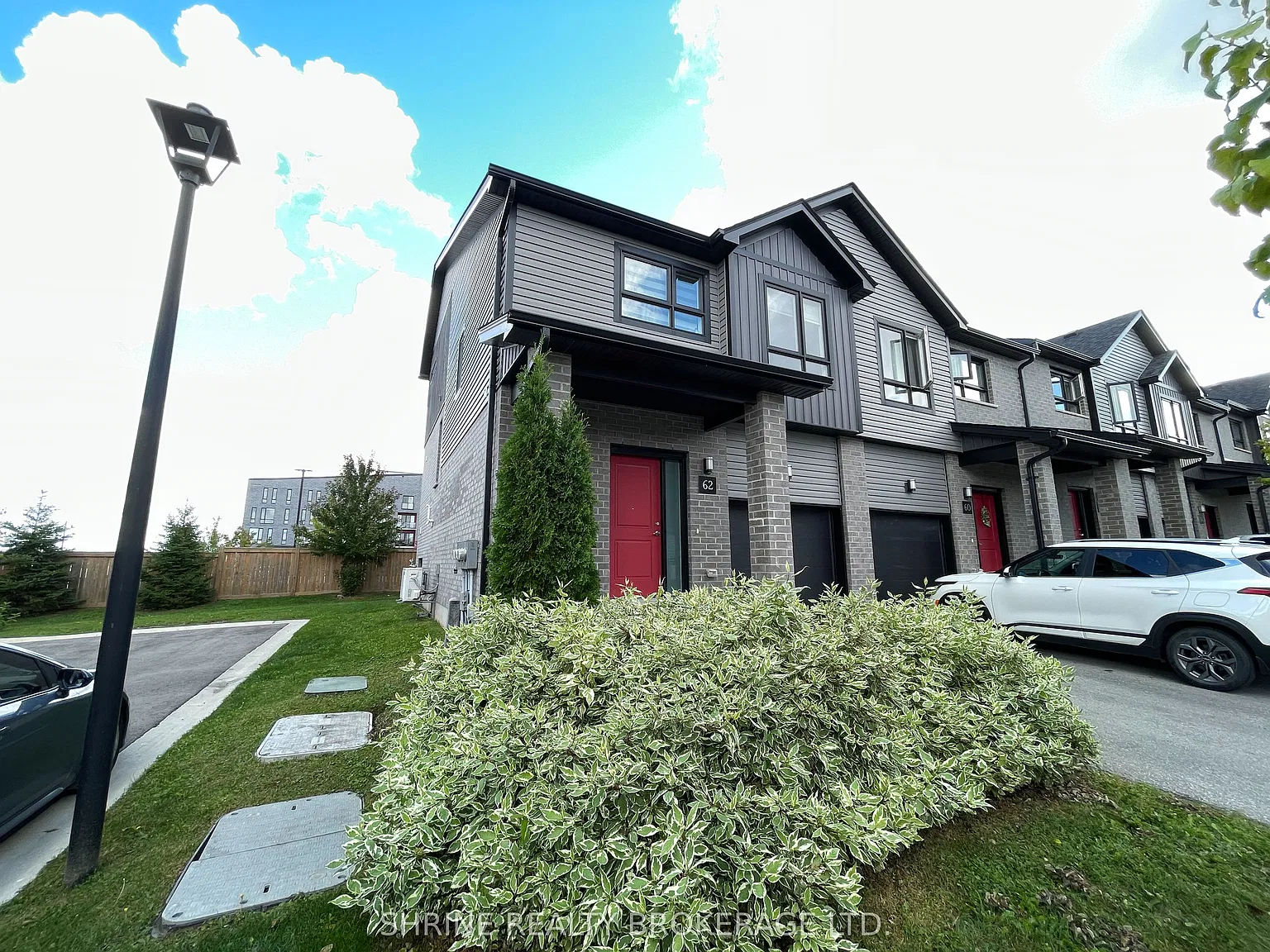 3 bed, $2,500 — Photo 3