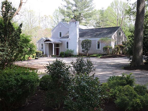 2nd image of 49 School Ln