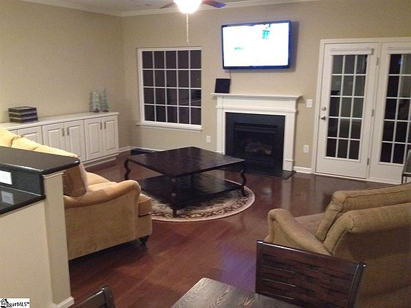 2nd image of 60 Bay Springs Dr