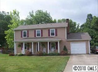 1385 Abbey Place Dr, Belmont, NC 28012