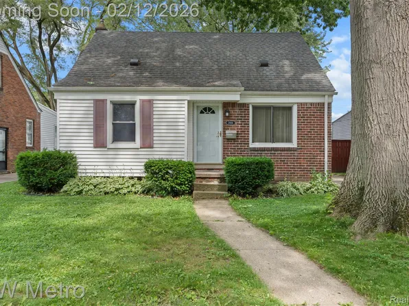2926 N Altadena Ave, Royal Oak, MI 48073