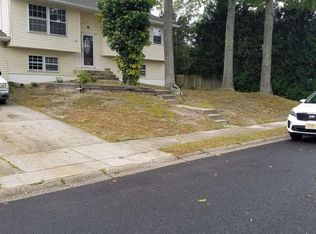 264 Terry Ln, Egg Harbor City, NJ 08215