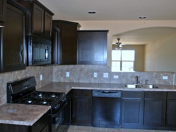5th image of 13120 Beaumont Dr