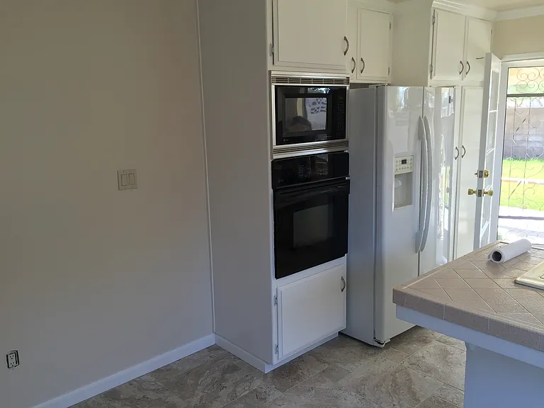 425 Peg St — Photo 8