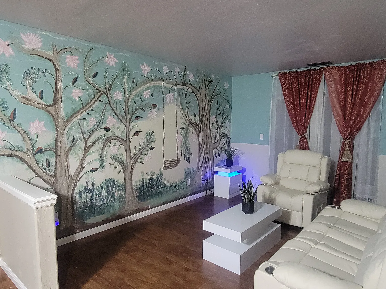 3 bed, 1260 sqft, $4,500 — Photo 2