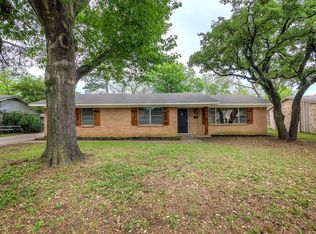 1608 W Tucker Blvd, Arlington, TX 76013