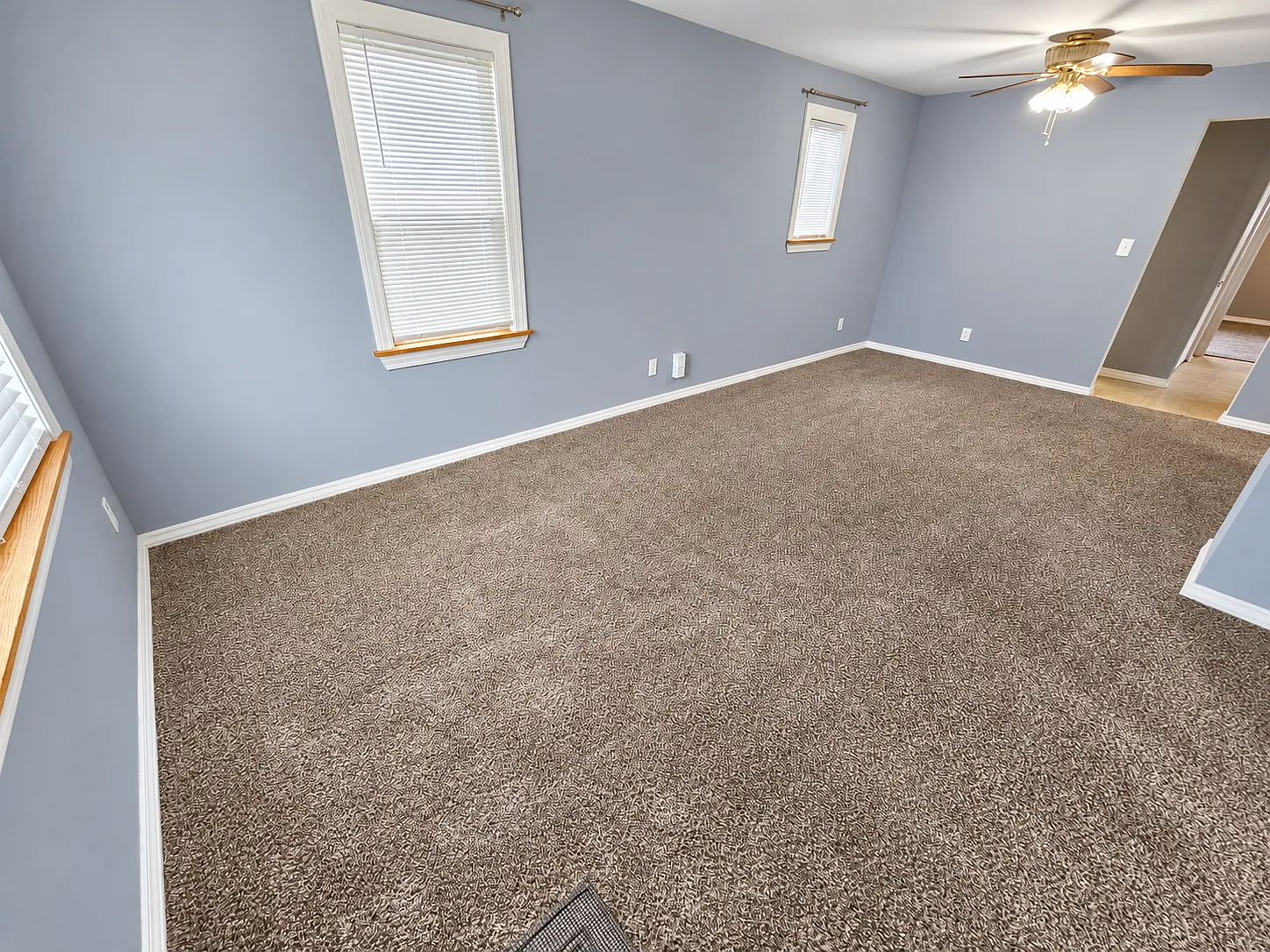 3 bed, 1.0 bath, 980 sqft, $1,495 — Photo 3