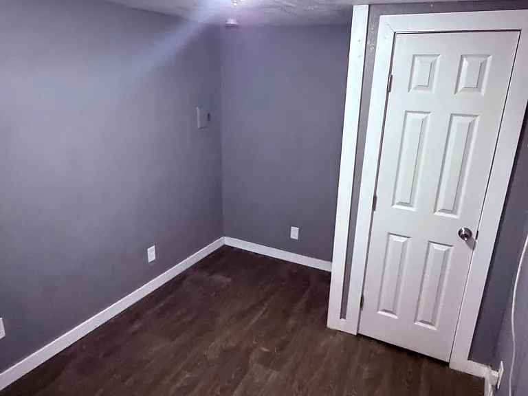 311 Glamis Ave #I — Photo 18