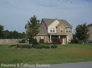 8 Churchhill Dr, Fort Mitchell, AL 36856
