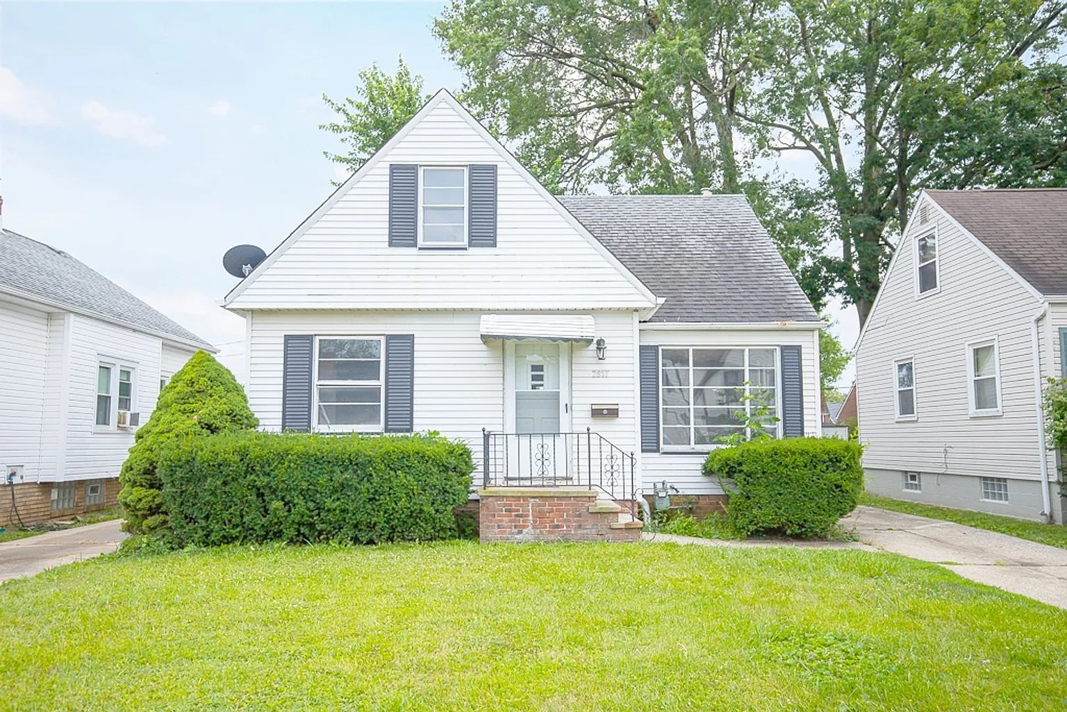 2817 Tuxedo Ave photo 1
