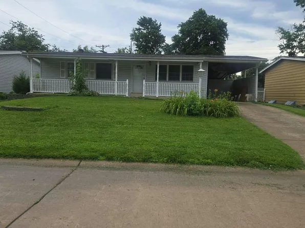 80 Tom Sawyer Dr, Saint Charles, MO 63303