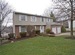 272 Picture Dr, Pittsburgh, PA 15236