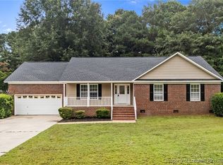 119 Pinevalley Ln, Sanford, NC 27332
