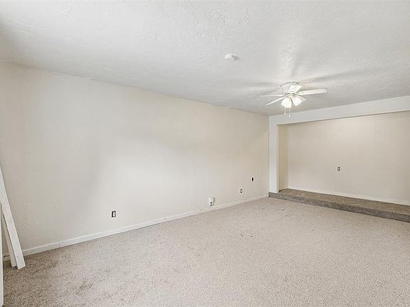 4th image of 1511 Dakota St