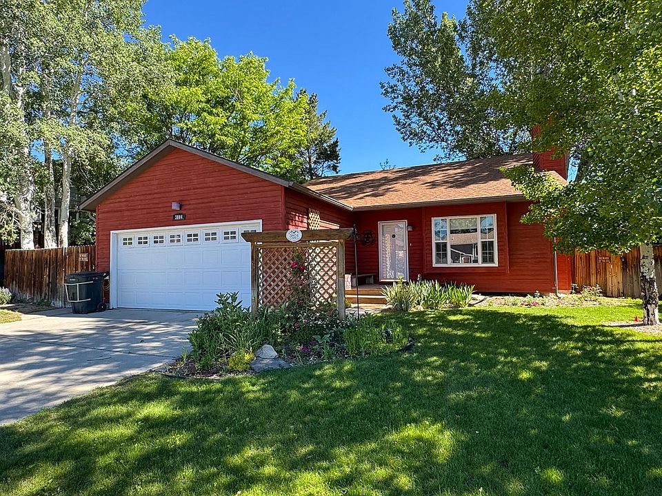 1st image of 3804 Tam O Shanter Dr