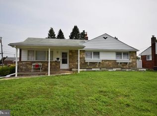 302 Marianville Rd, Aston, PA 19014