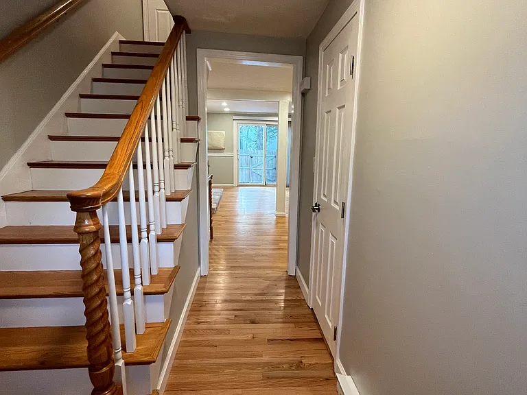 848 Plain St #45 — Photo 12