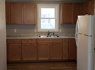 205 2nd St #B, Kalona, IA 52247