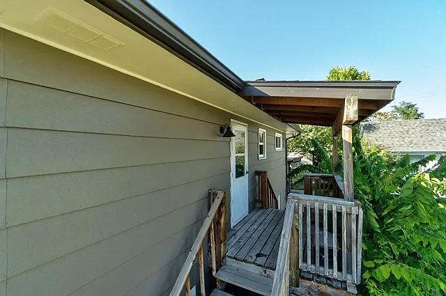 2730 W Rapid St — Photo 3