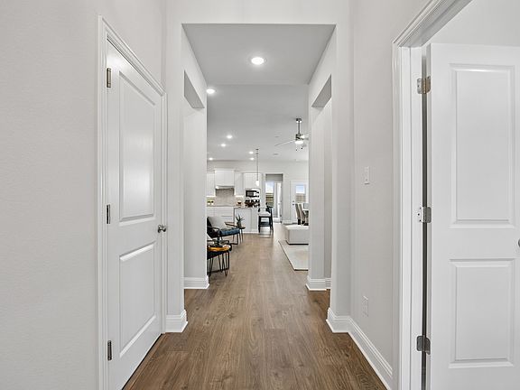 3rd image of 4513 Snakeweed St