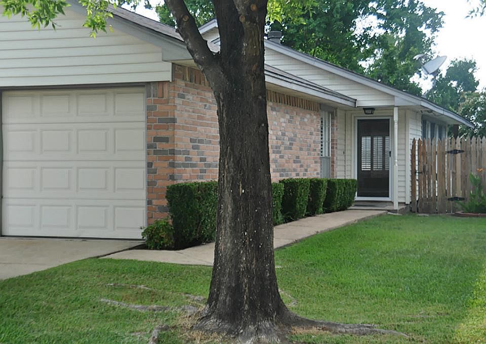 1st image of 11812 Westwold Dr