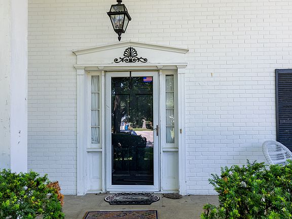 3rd image of 6619 Farmleigh Dr