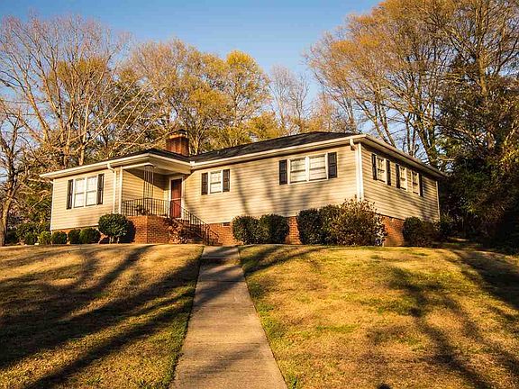 3rd image of 108 Woodland Dr #25