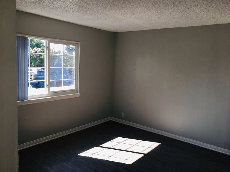 Villa Del Sol Apartments — Photo 83