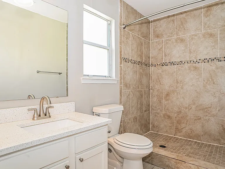 8790 Townsquare Dr S — Photo 11