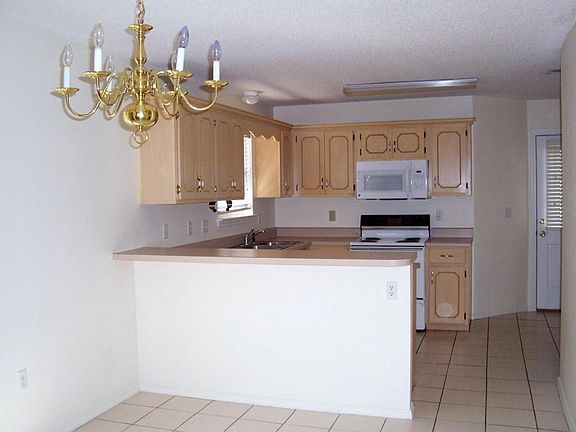 4th image of 4559 Barrington Ln