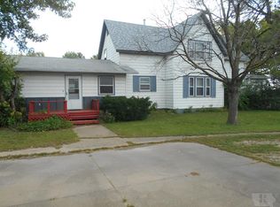 417 Mill St, Donnellson, IA 52625