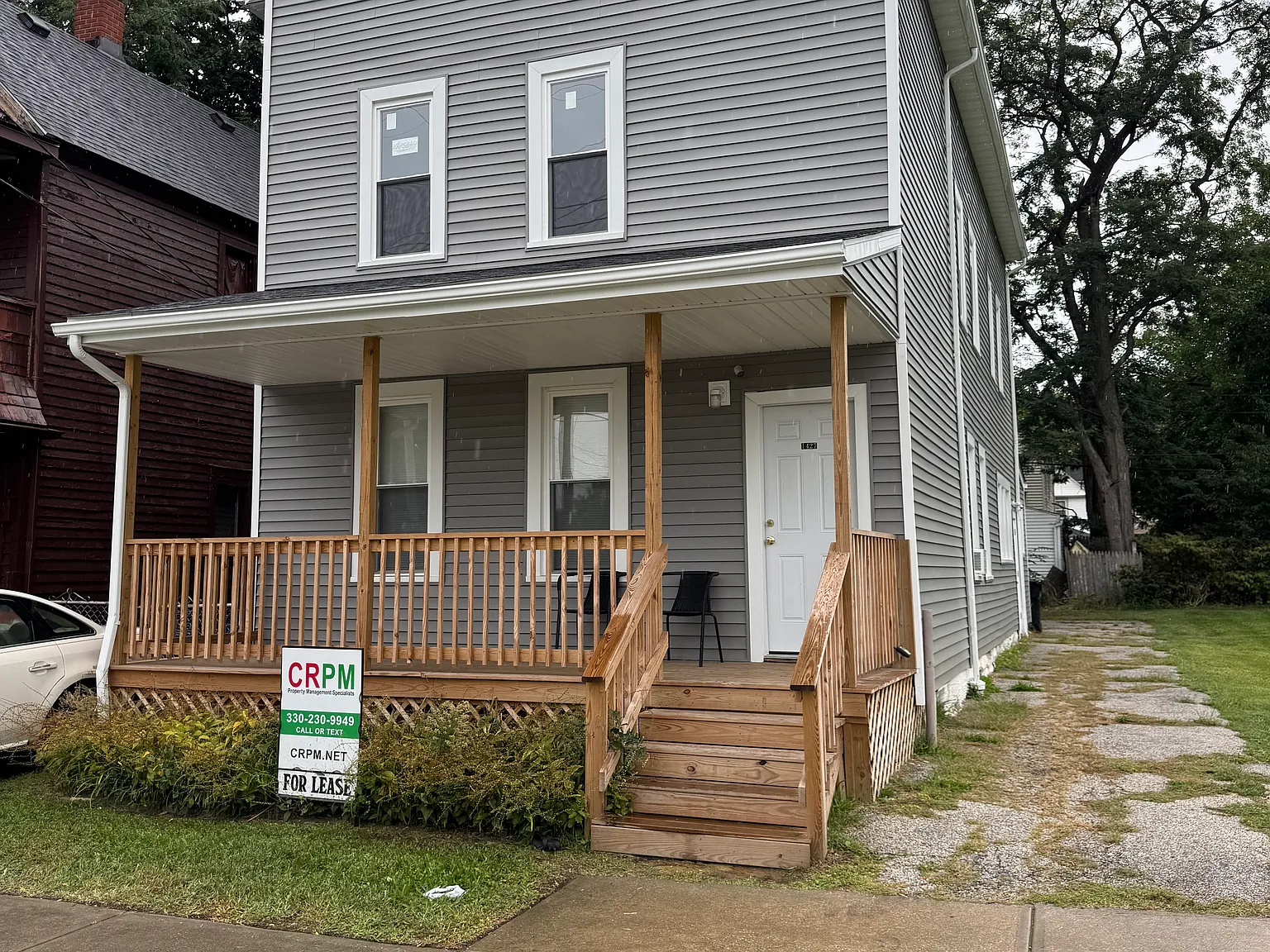 3 bed, 832 sqft, $1,000 — Photo 1