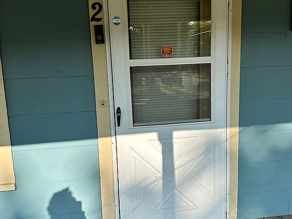 3rd image of 543 Kling St APT 3