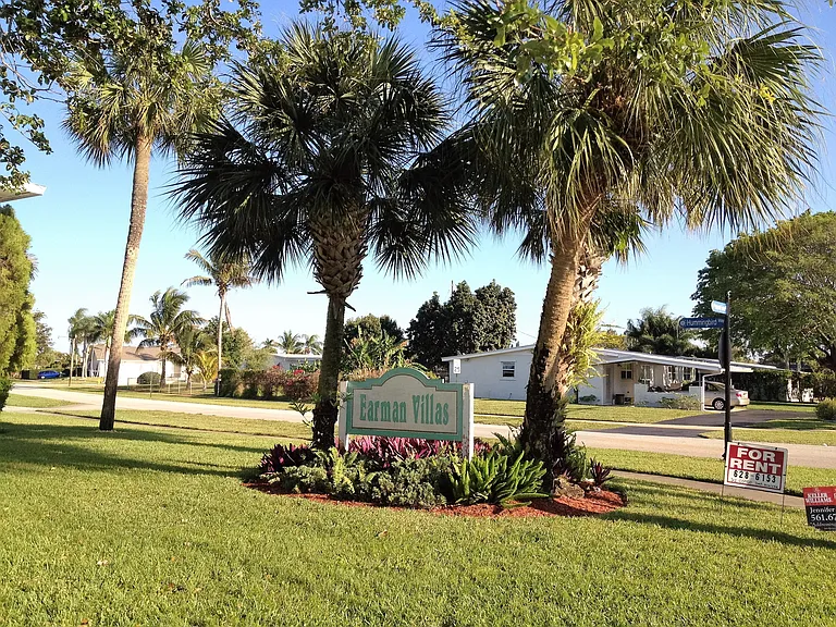 510 Prosperity Farms Rd #4B — Photo 6